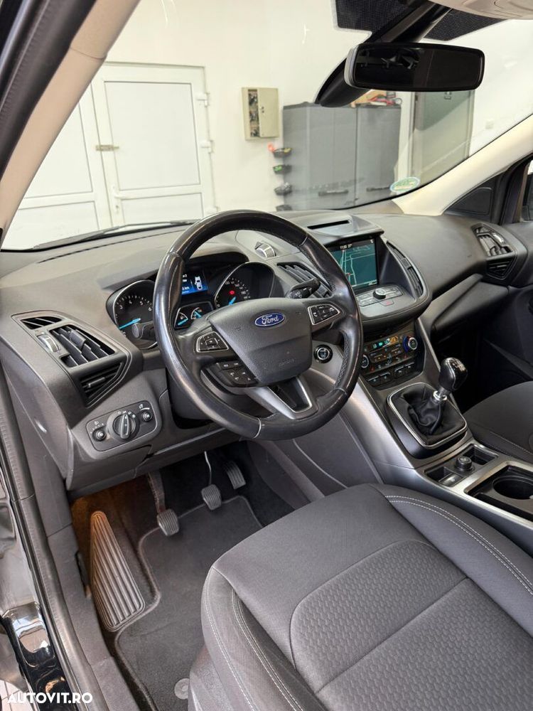 Ford Kuga - 14