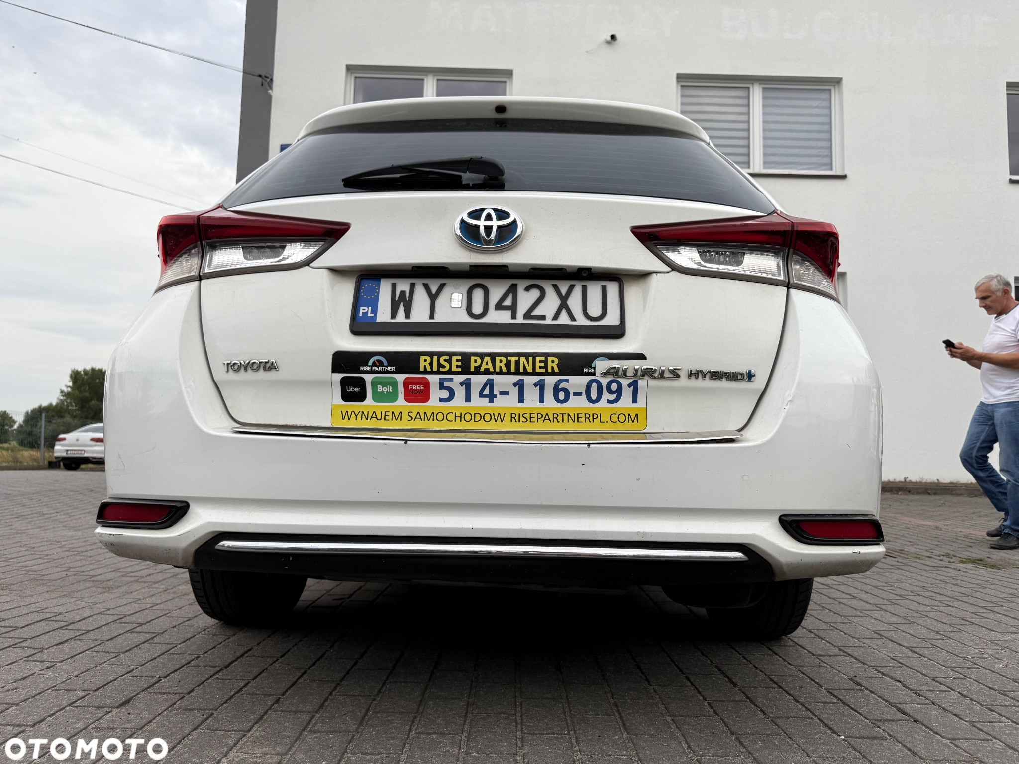 Toyota Auris Hybrid 135 Comfort - 4