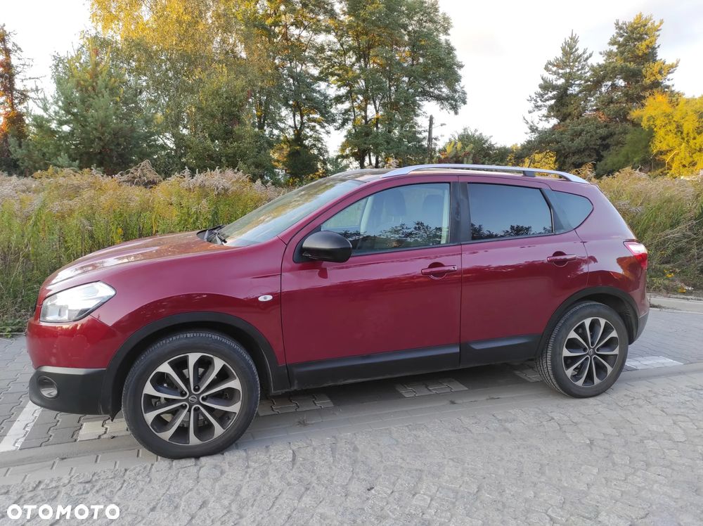 Nissan Qashqai - 2