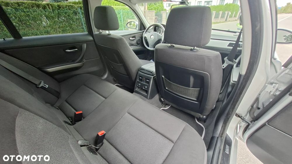 BMW Seria 3 - 19