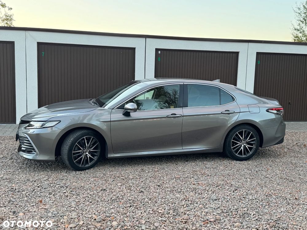 Toyota Camry 2.5 Hybrid Prestige CVT - 40