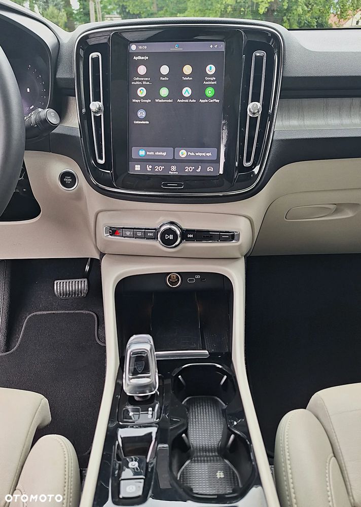 Volvo XC 40 B5 AWD Ultimate Bright - 18