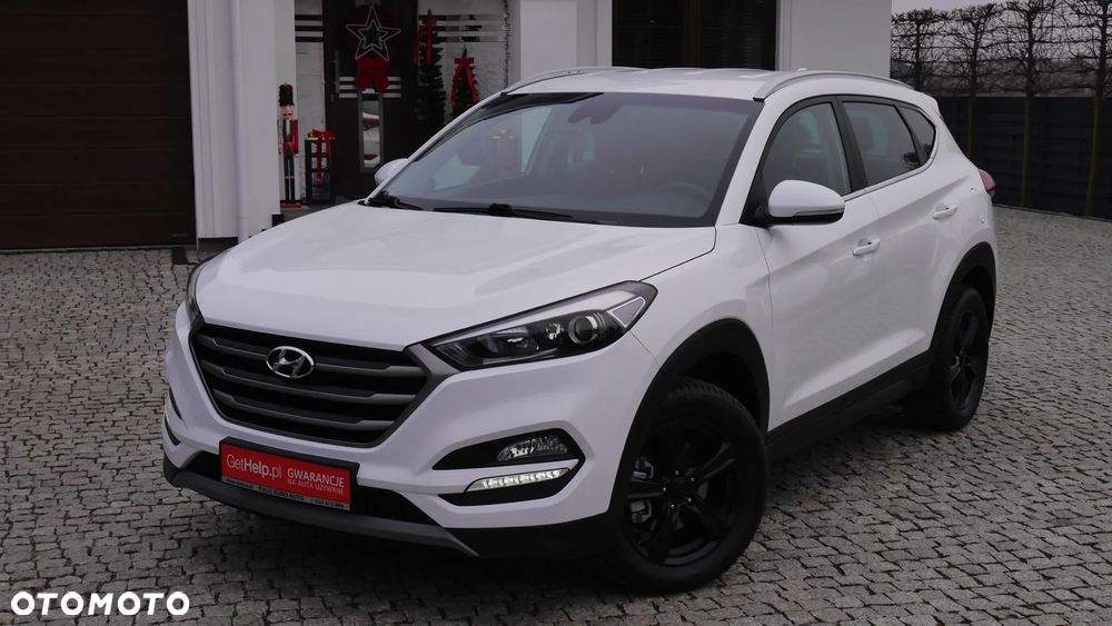 Hyundai Tucson blue 1.7 CRDi 2WD Intro Edition