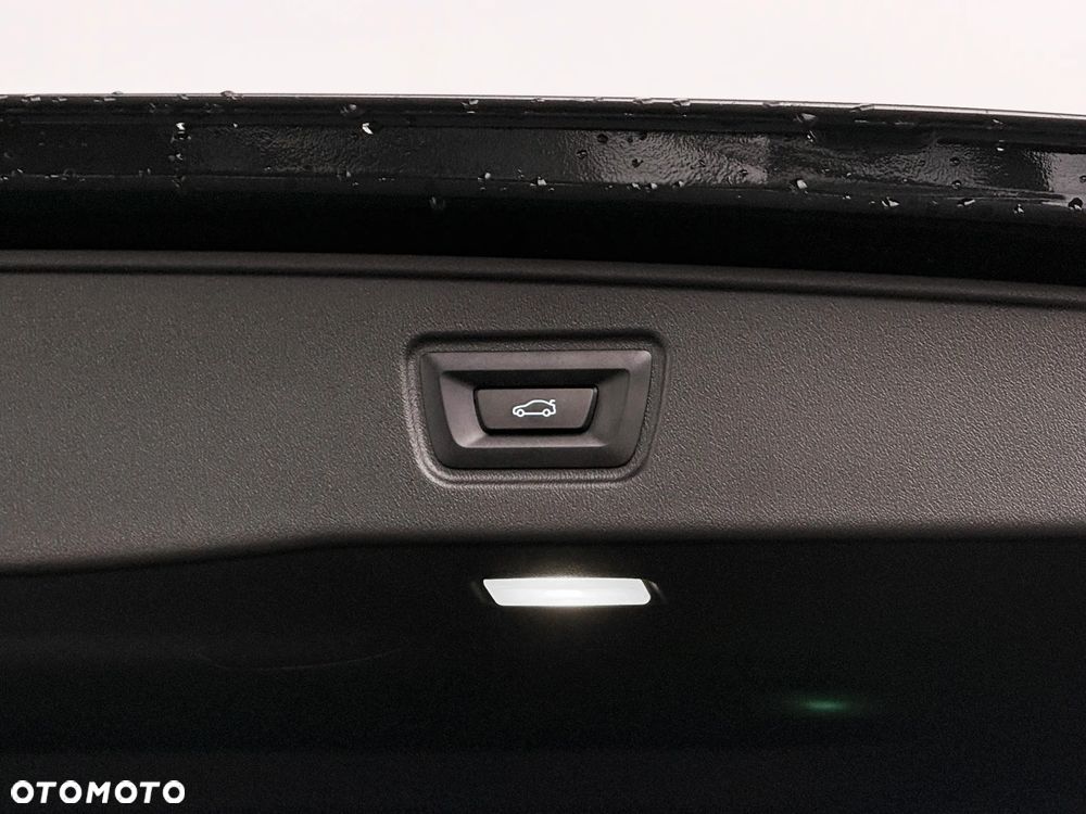 BMW Seria 5 520i - 17