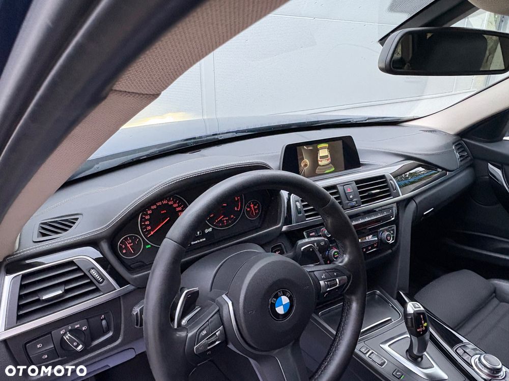 BMW Seria 3 318d Sport Line Shadow - 21