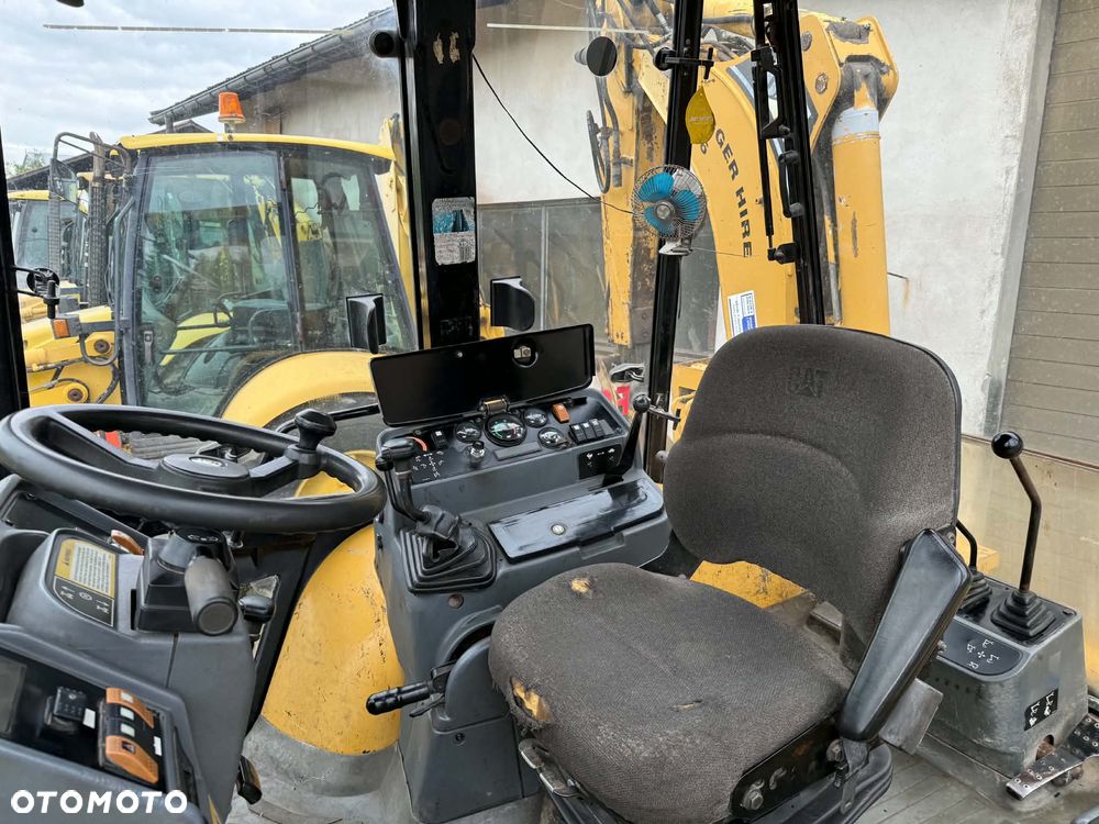 Caterpillar 428C - 7