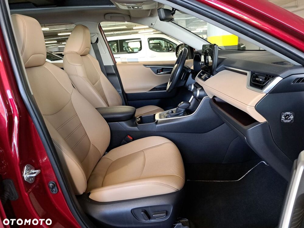 Toyota RAV4 - 18