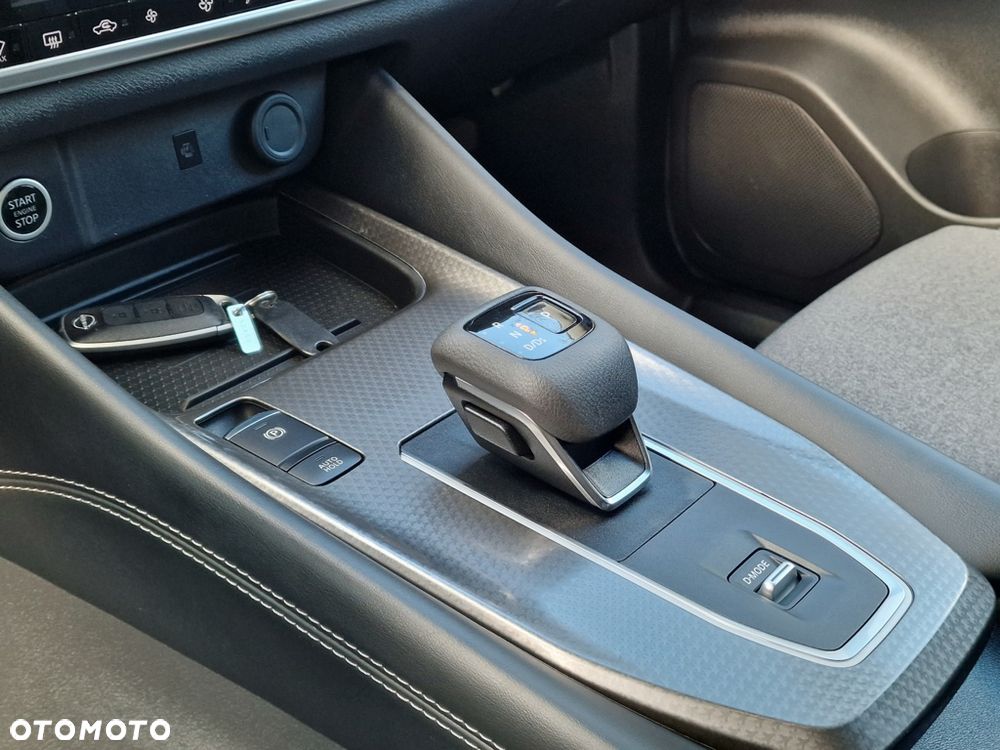 Nissan Qashqai 1.3 DIG-T MHEV Xtronic N-Connecta - 13