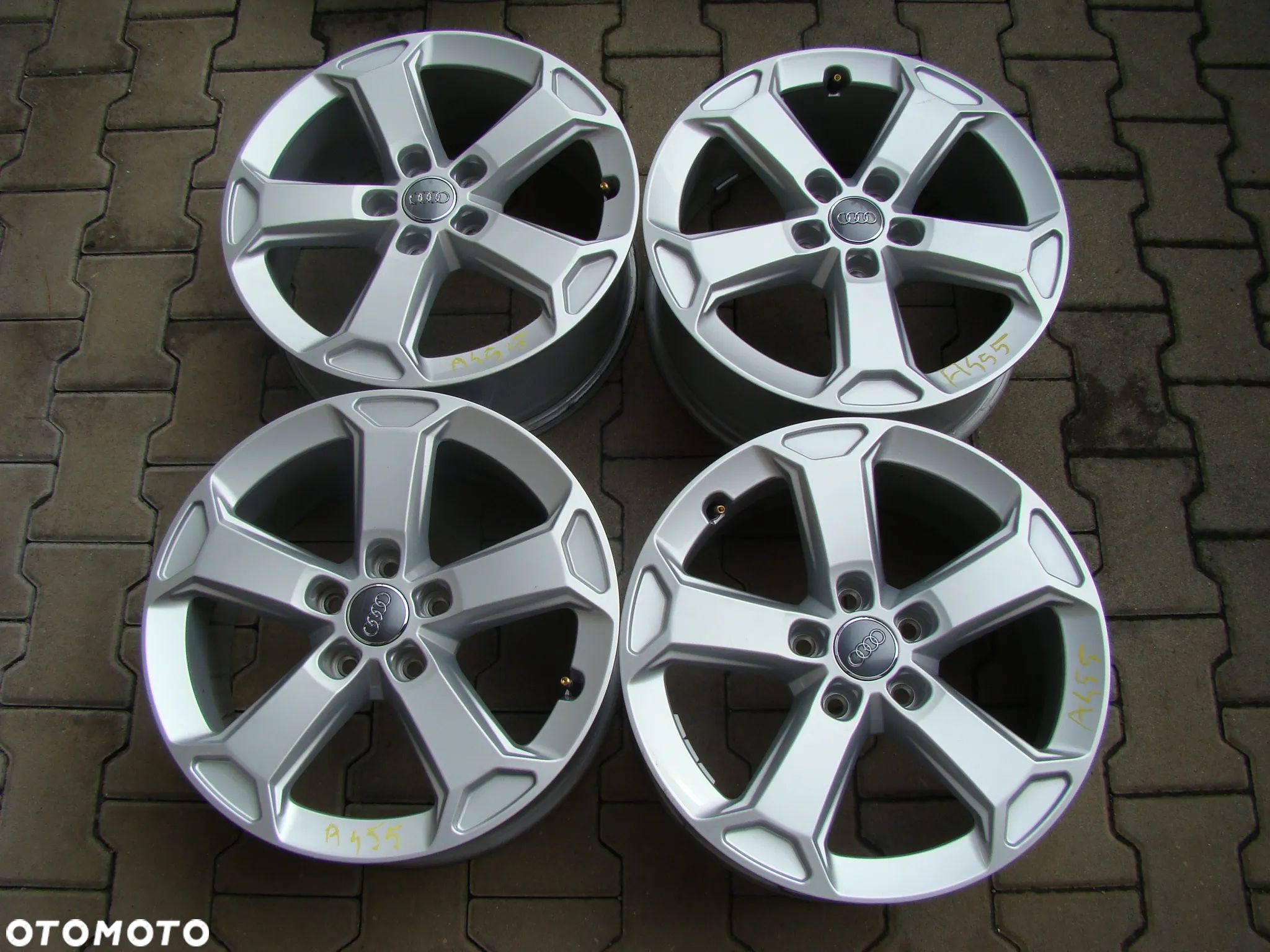 a455 5x112 Audi Q3 8U F3 TT 8J 8S A3 8P 8V 8Y A4 B6 B7 Q2 7jx17 - 1