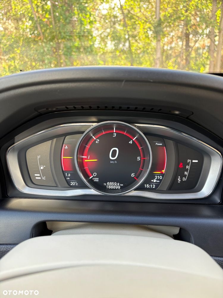 Volvo XC 60 - 11
