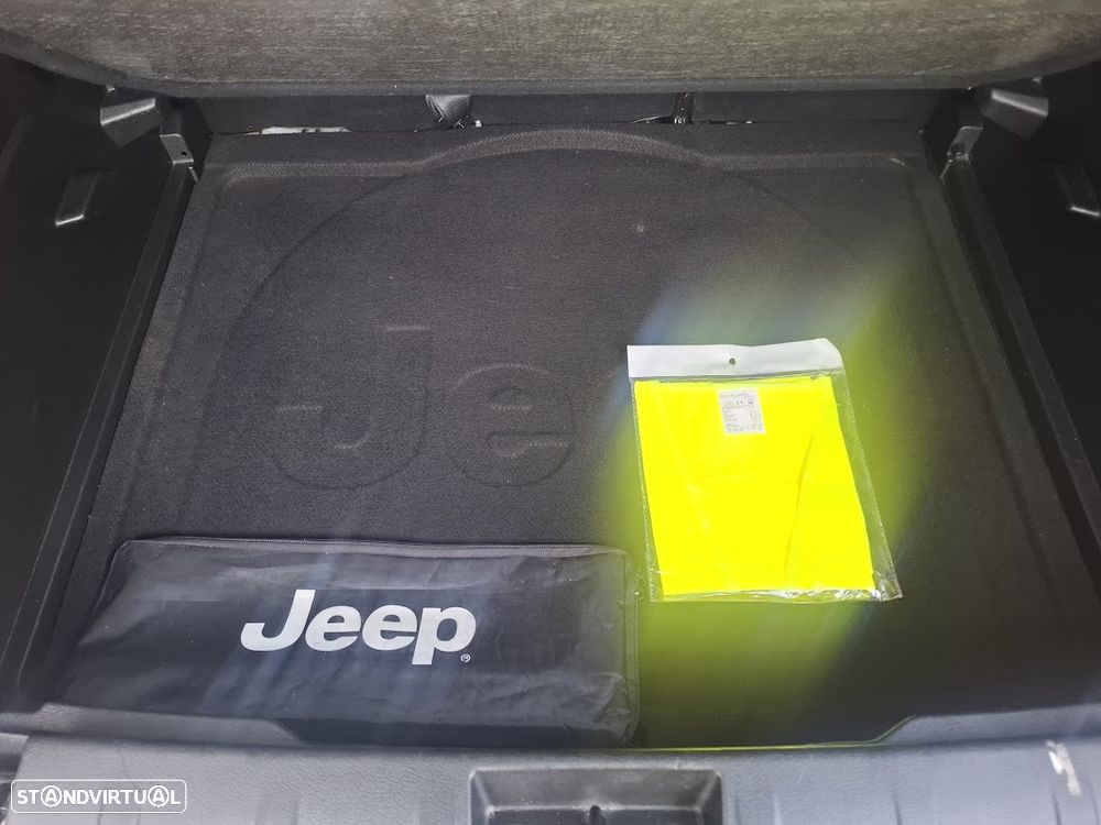 Jeep Renegade 1.6 MJD Limited - 48