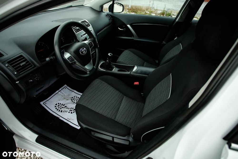 Toyota Avensis 1.8 Life - 19