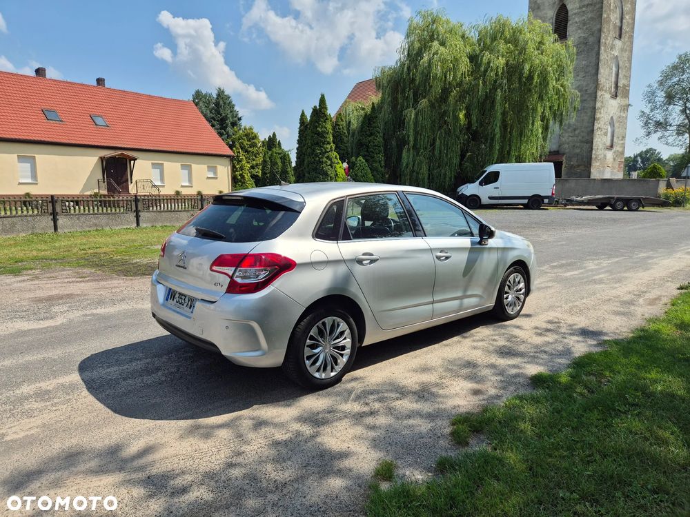 Citroën C4 HDi 90 Attraction - 4