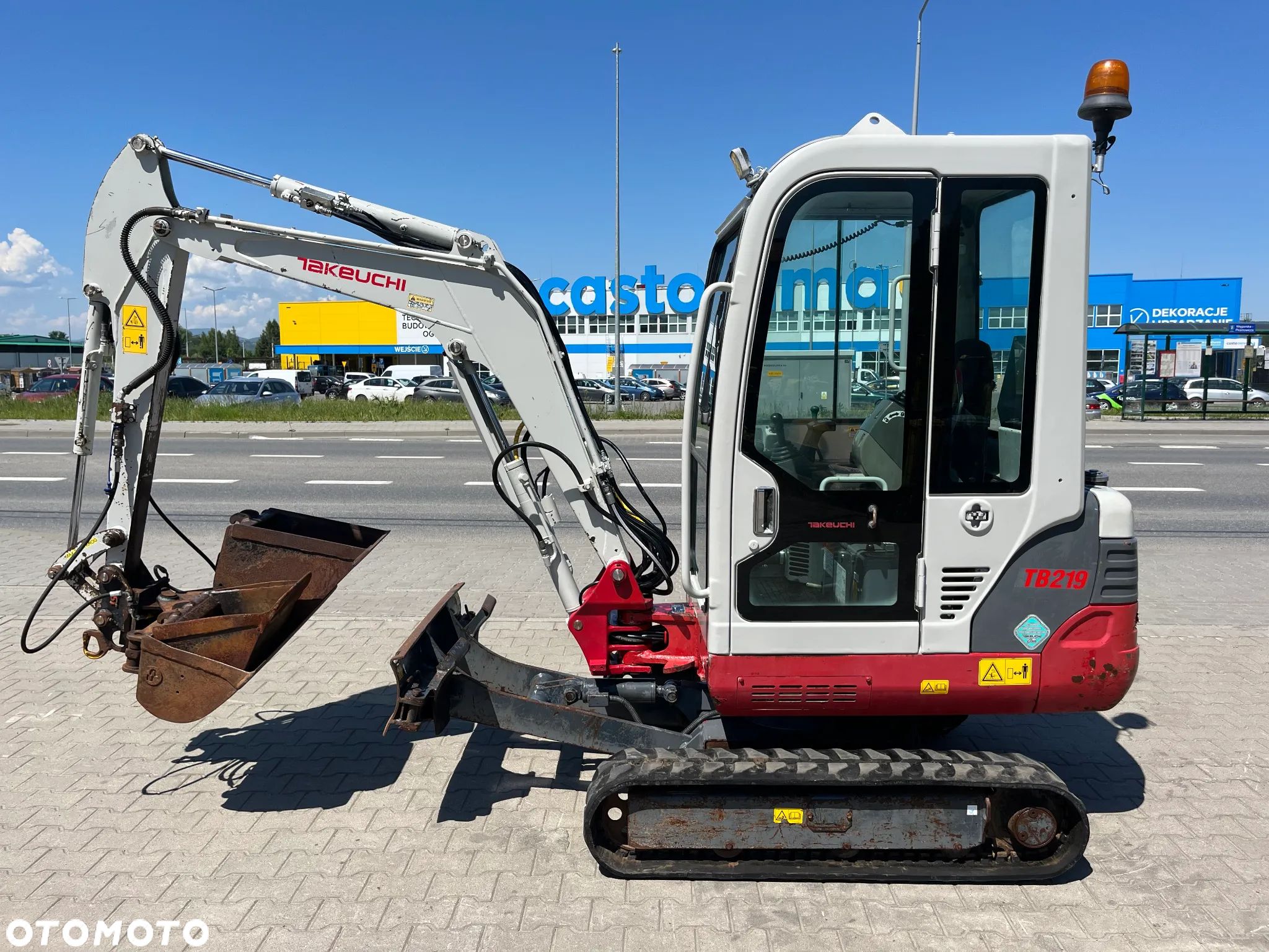 Takeuchi TB 219 - 1