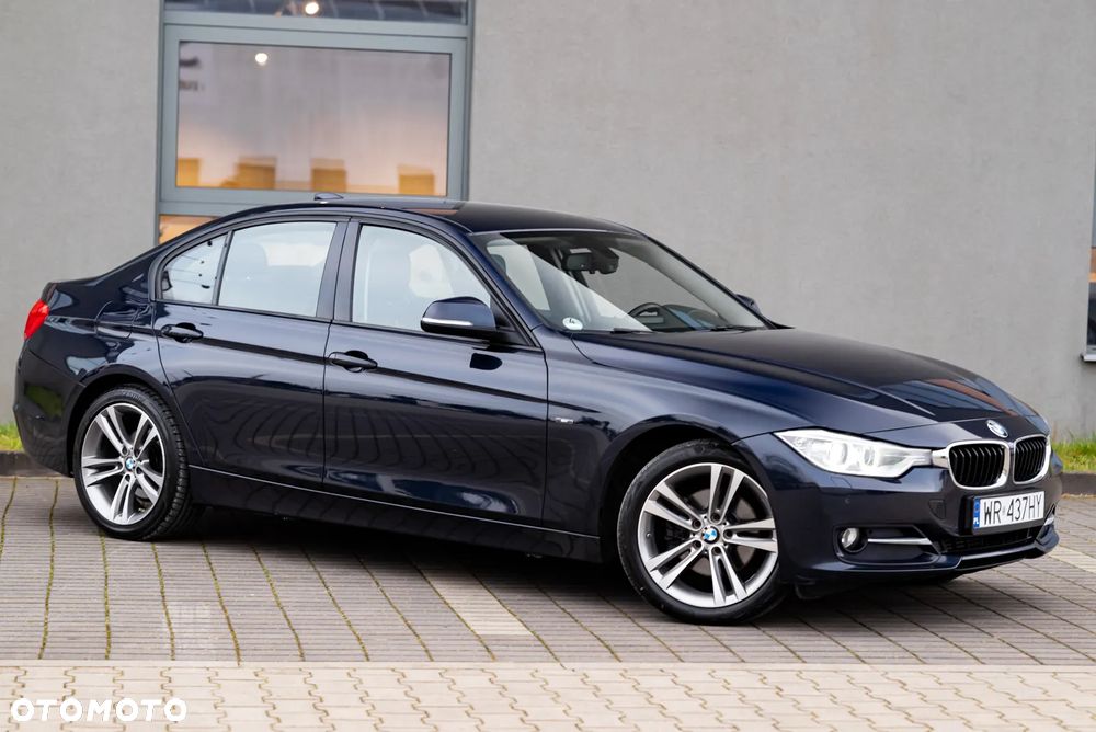 BMW Seria 3 320d DPF Edition Sport - 2