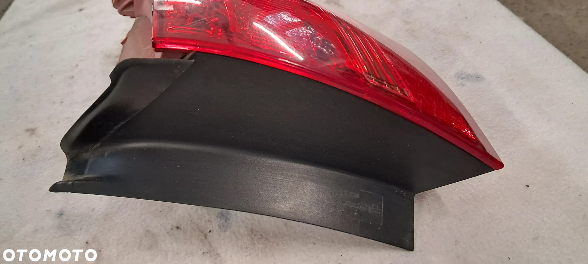 Lampa Tył Tylna LED w Błotnik Prawa Audi A6 C6 Kombi - 6
