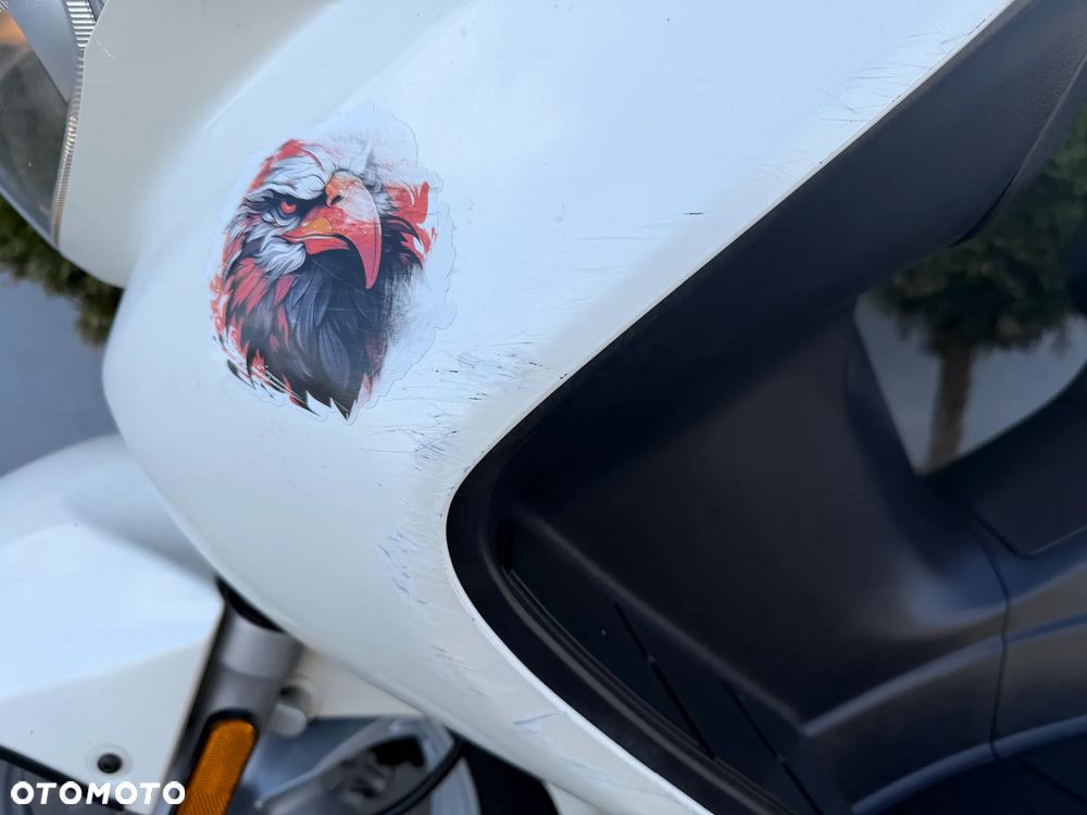 Suzuki Burgman - 33