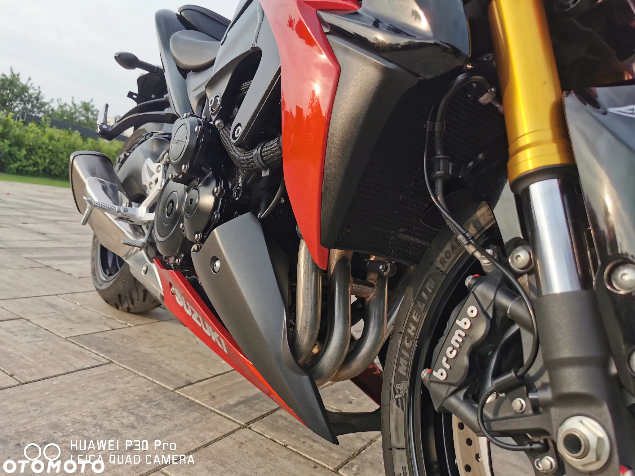 Suzuki GSX - 15