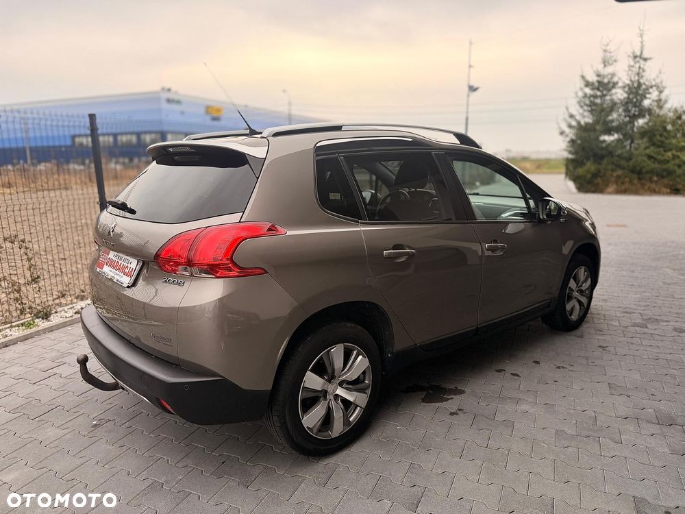 Peugeot 2008 1.2 Pure Tech Access - 23