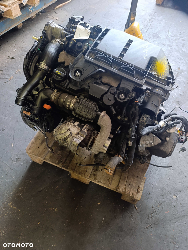 Silnik 1.6 E HDI 9HD Citroen c4 kompletny 11r-