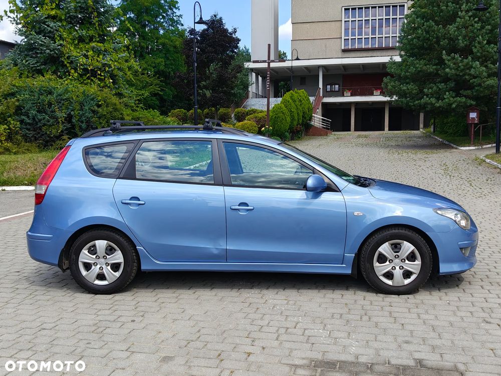 Hyundai i30 1.6 CRDi Comfort - 2