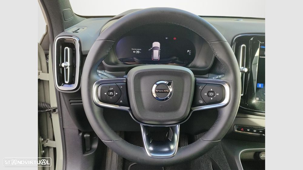 Volvo EX40 82 kWh Single Motor Extended Range Plus - 11