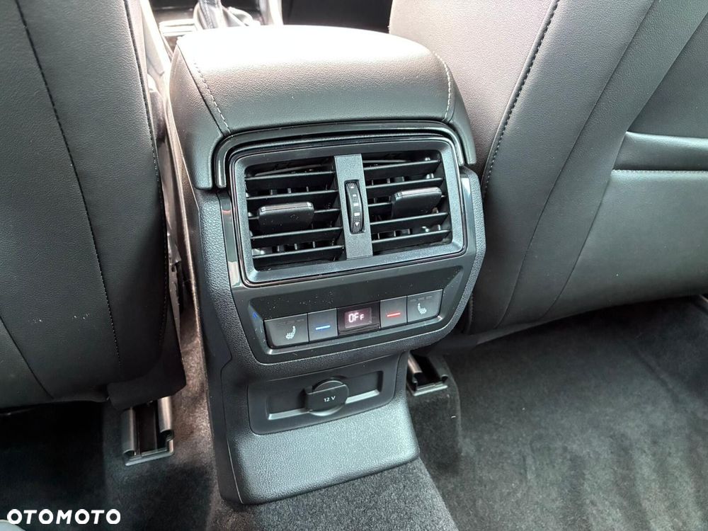 Skoda Karoq - 27
