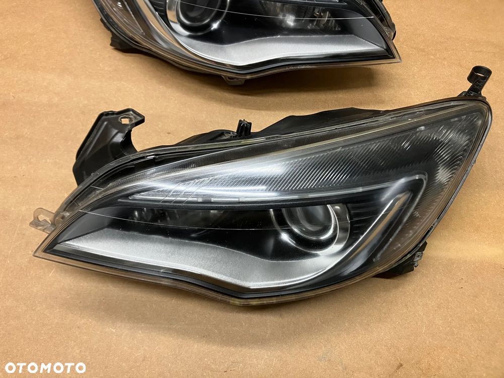 LAMPY PRZÓD OPEL ASTRA J IV XENON SOCZEKWA SKRĘTNE LAMPA PRAWA LEWA 13374518 13253650 - 4