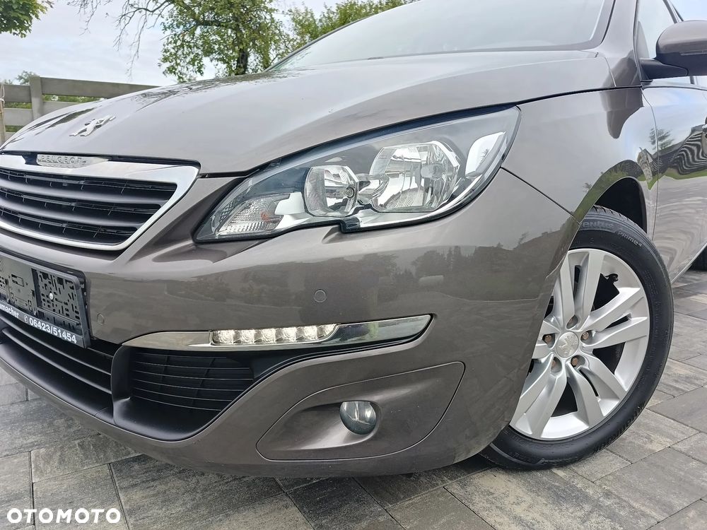 Peugeot 308 - 16