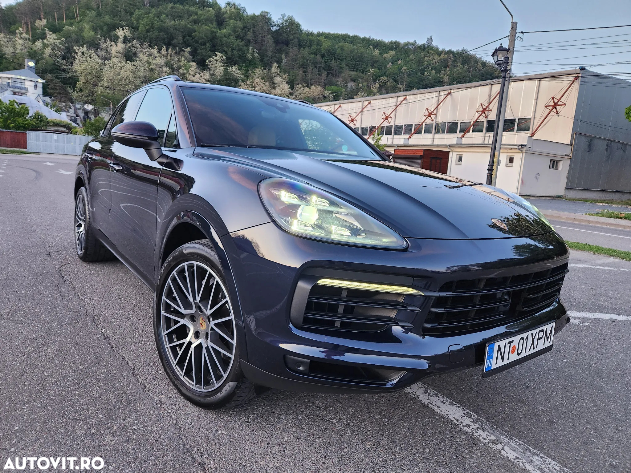 Porsche Cayenne - 19