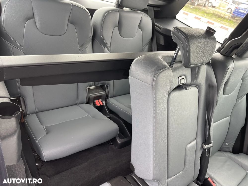 Volvo XC 90 T8 eAWD R-Design - 26
