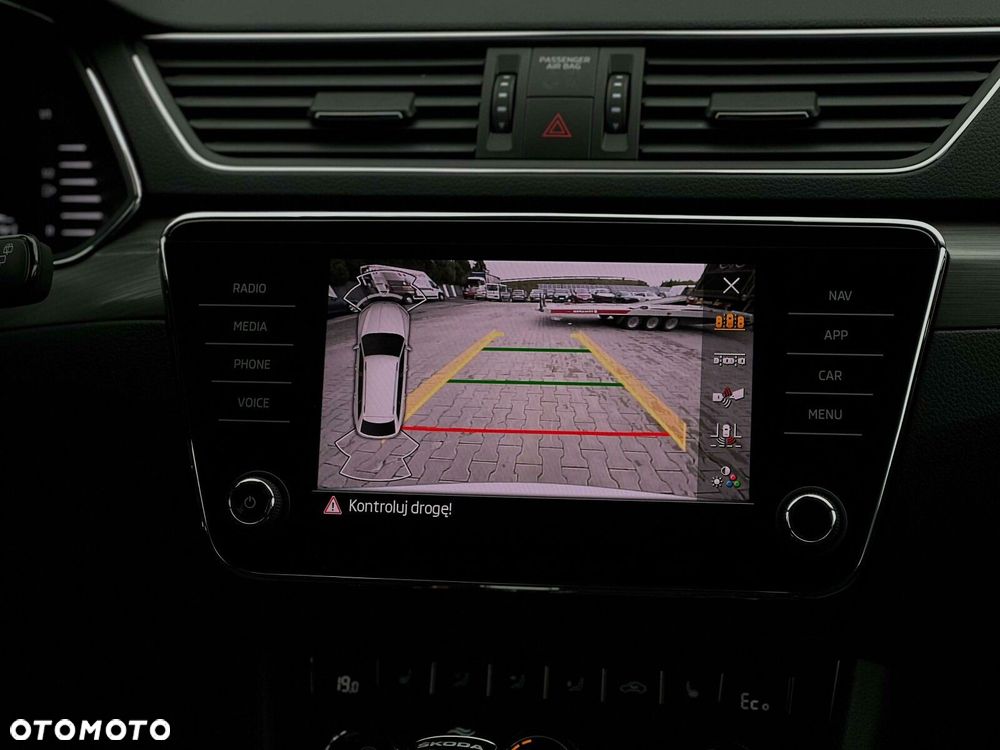 Skoda Superb 1.4 TSI Plug-In Hybrid Style DSG - 33