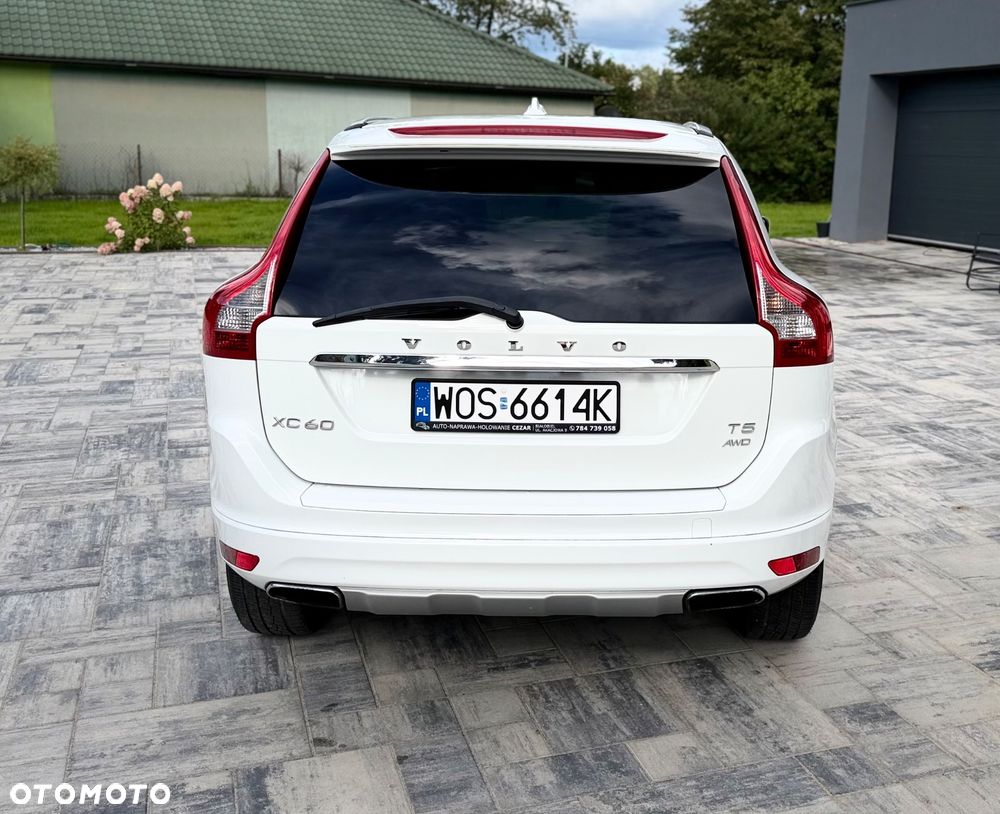 Volvo XC 60 T5 AWD Momentum - 6