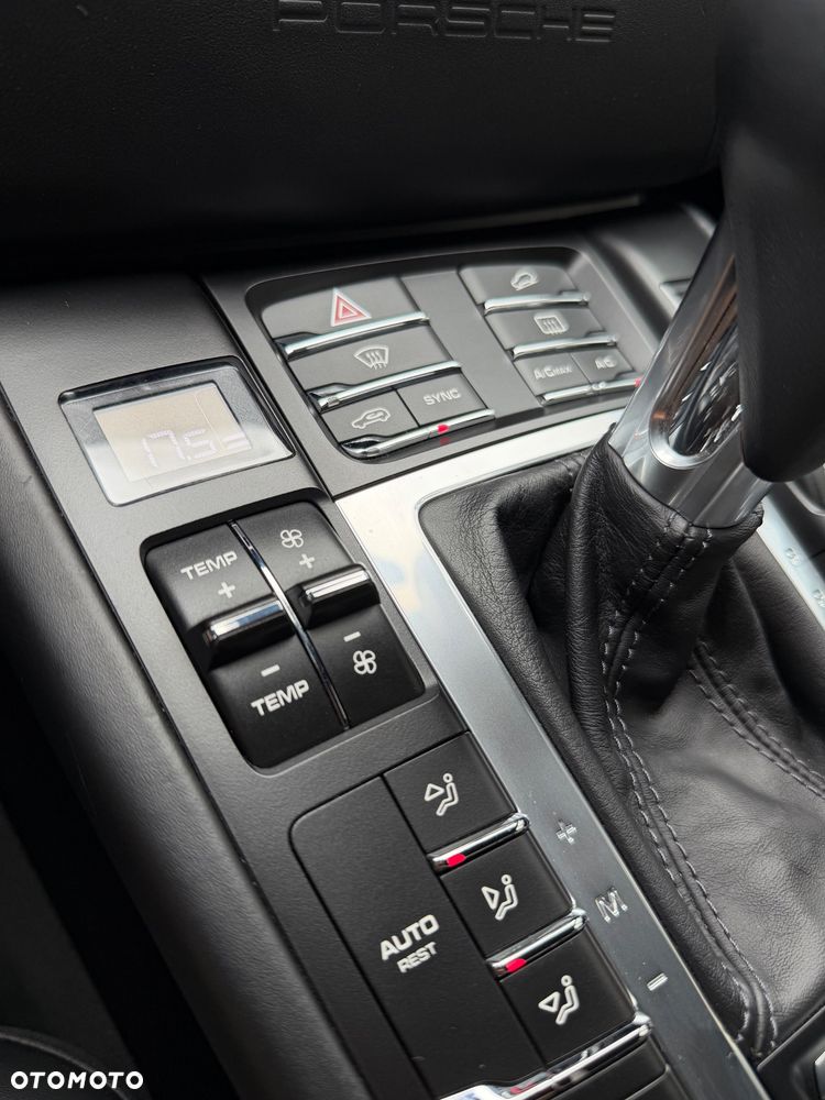 Porsche Macan GTS PDK - 15