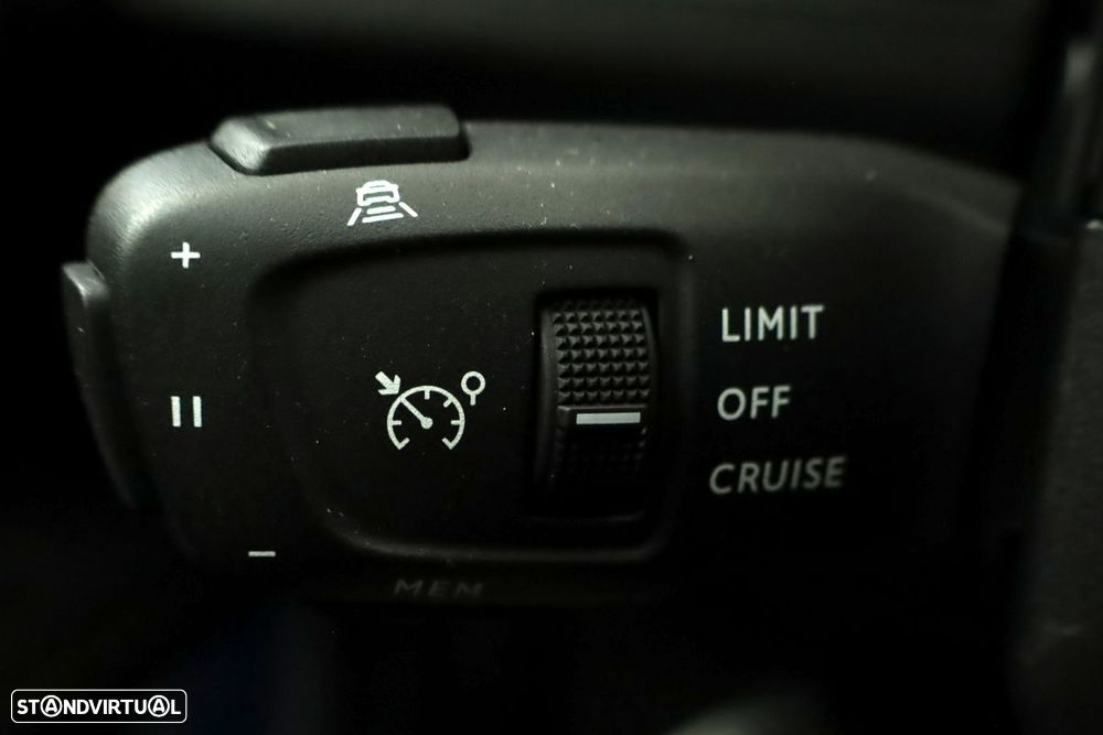 Peugeot 3008 1.2 Hybrid GT e-DCS6 - 18
