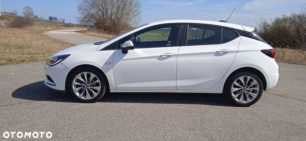 Opel Astra 1.6 D (CDTI) Start/Stop Dynamic - 10