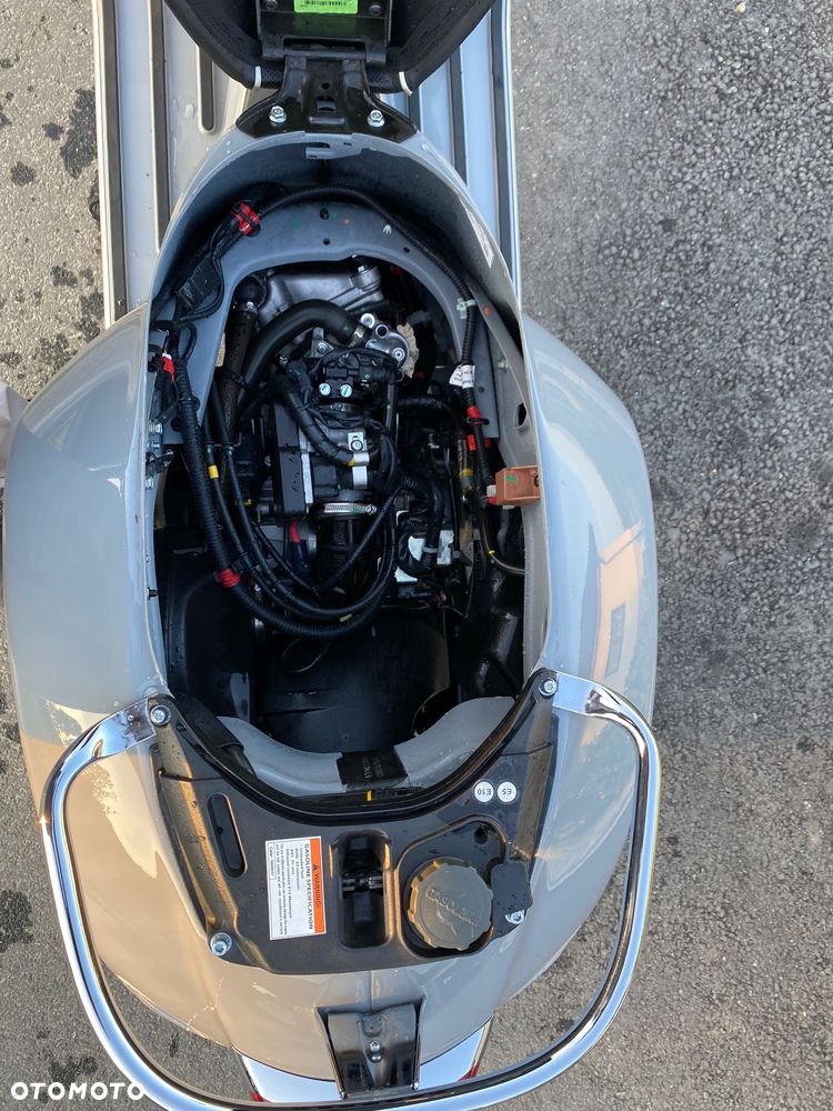 Vespa GTS - 20