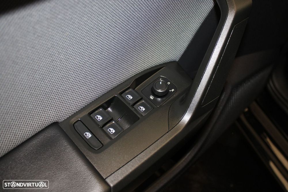 SEAT Leon ST 1.0 TSI Style - 23