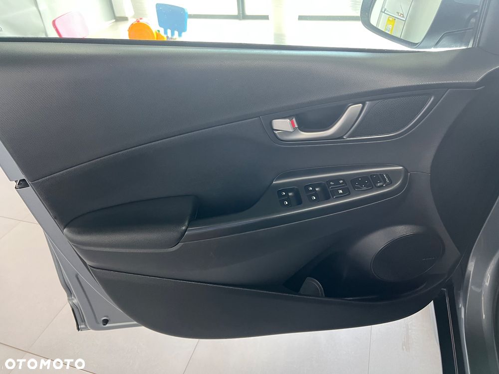 Hyundai Kona - 22