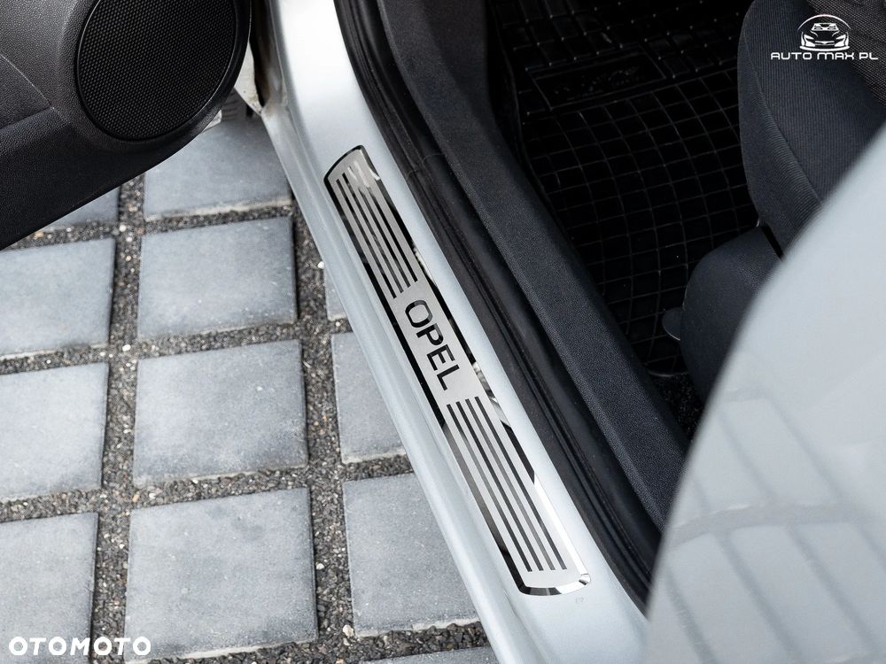 Opel Corsa 1.2 16V EcoFLEX Active - 12