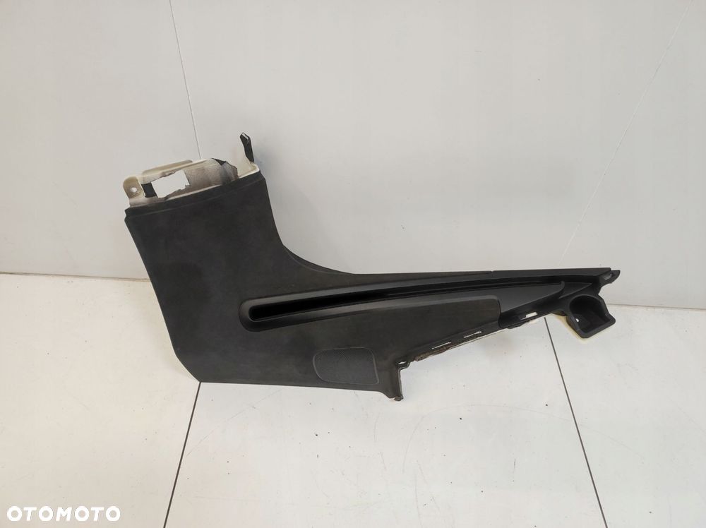 osłona słupka d prowadnica rolety bagażnika prawy tył audi a6 rs6 c8 kombi - 1