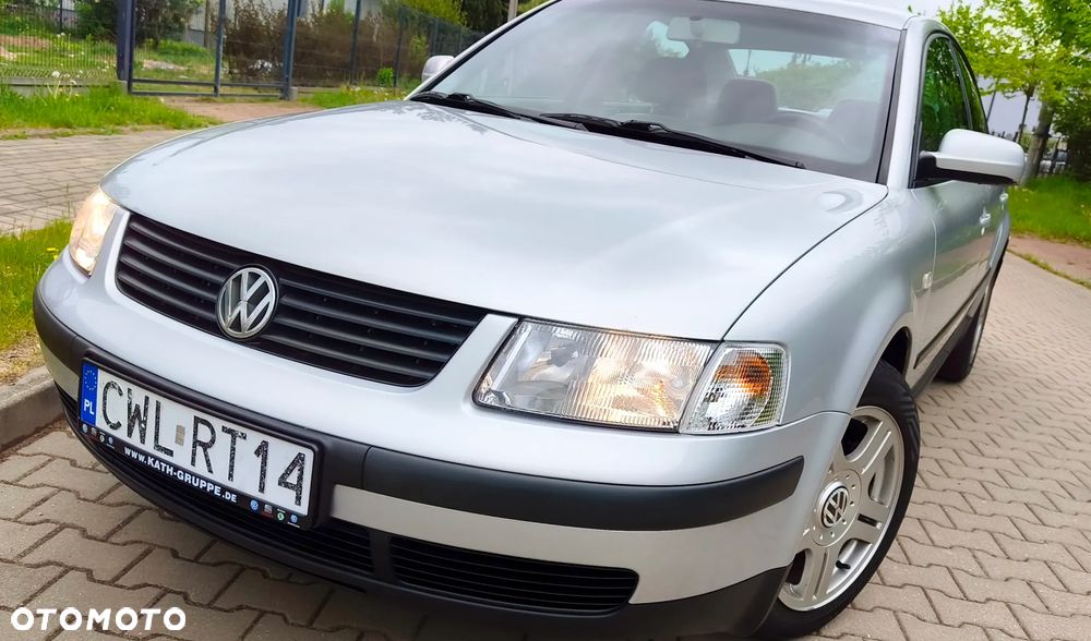 Volkswagen Passat 1.8T Comfortline - 2