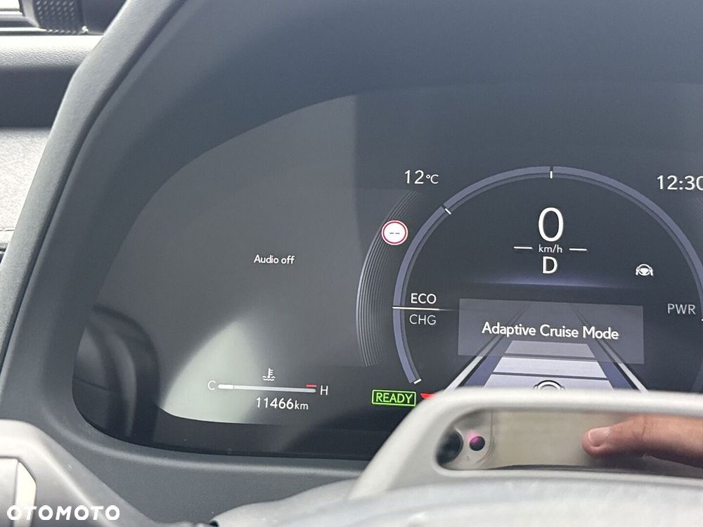 Lexus UX 300h F Sport Design - 17
