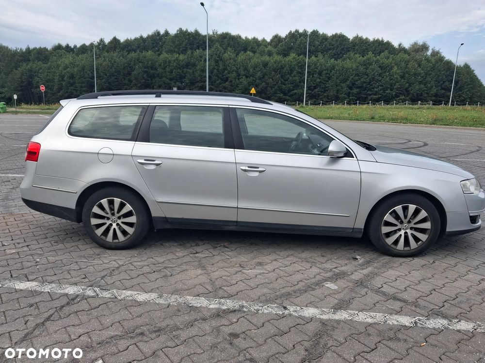 Volkswagen Passat 2.0 Blue TDI SCR Comfortline - 2