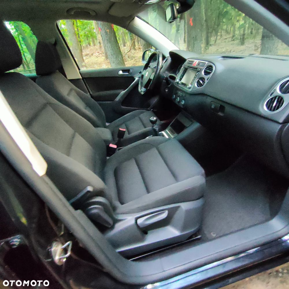 Volkswagen Tiguan - 17