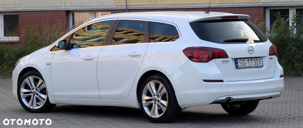 Opel Astra 1.6 T Sport - 16