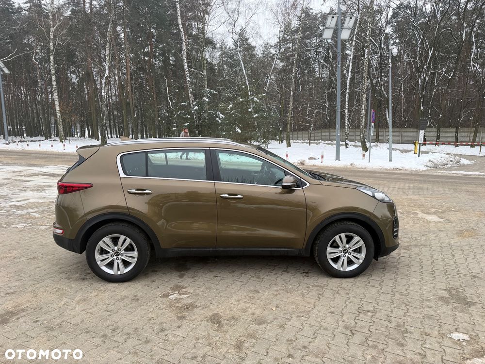Kia Sportage 2,0 CRDI 2WD ISG Spirit - 4