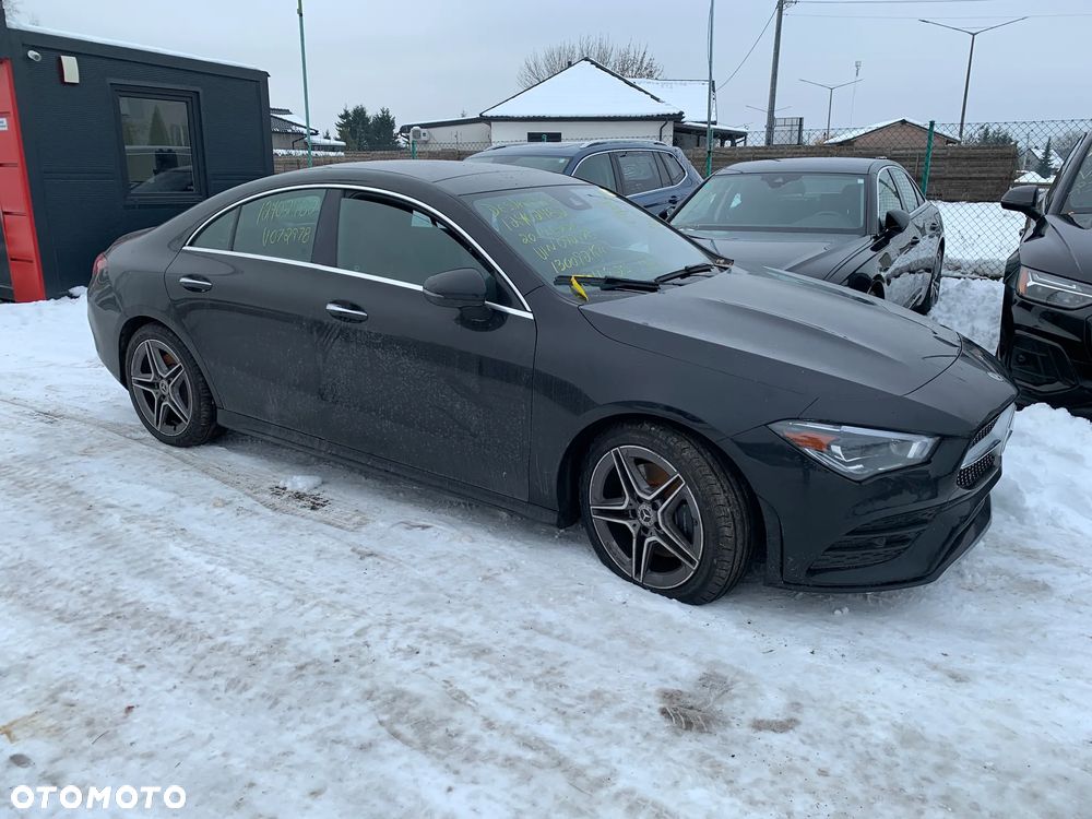 Mercedes-Benz CLA 250 4Matic 7G-DCT - 2