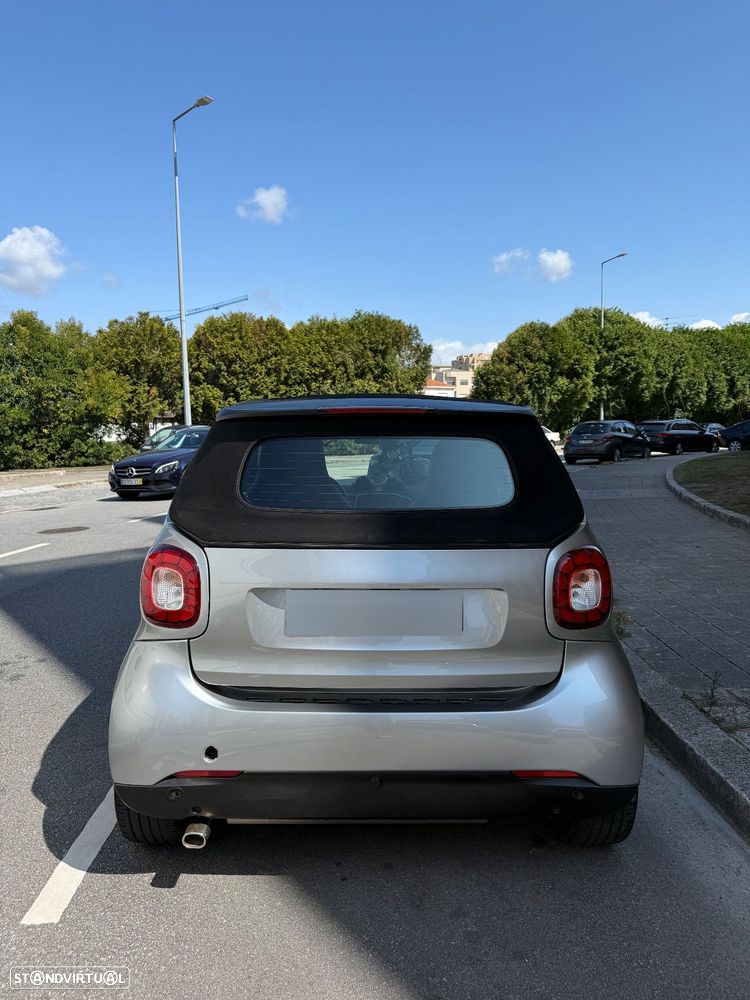 Smart Fortwo Cabrio - 4