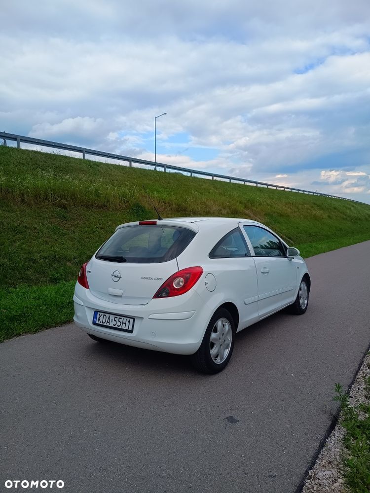 Opel Corsa - 2